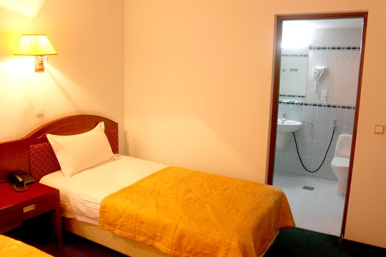 Hotel Grand บูคารา ภายนอก รูปภาพ