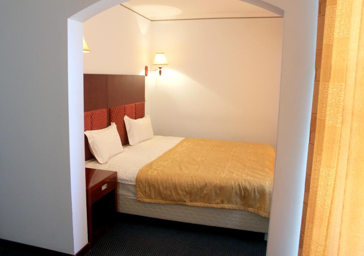 Hotel Grand บูคารา ภายนอก รูปภาพ