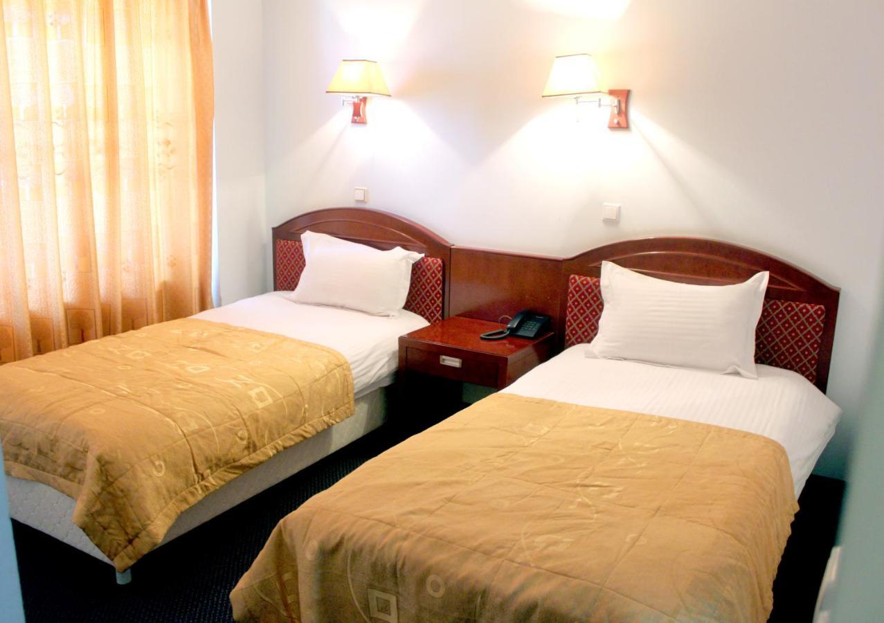 Hotel Grand บูคารา ภายนอก รูปภาพ