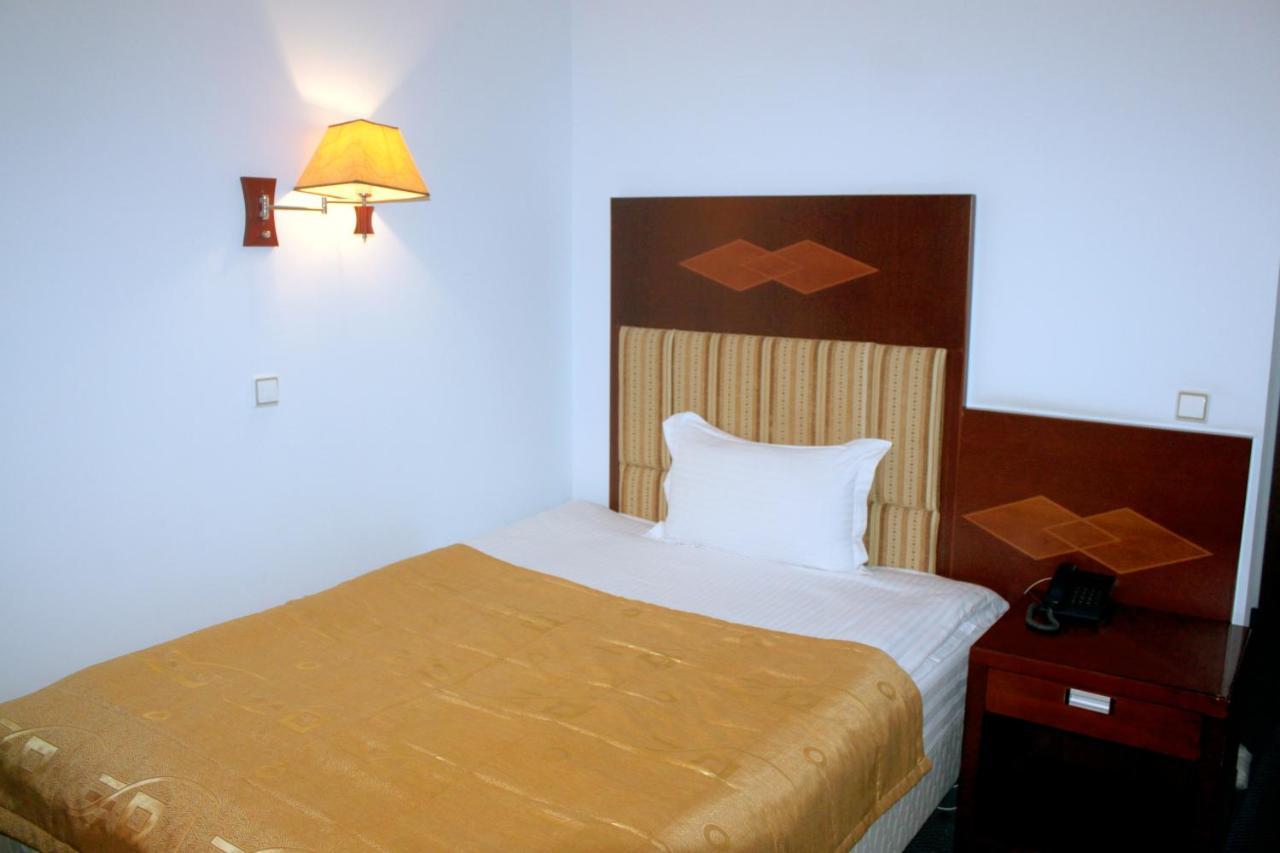 Hotel Grand บูคารา ภายนอก รูปภาพ