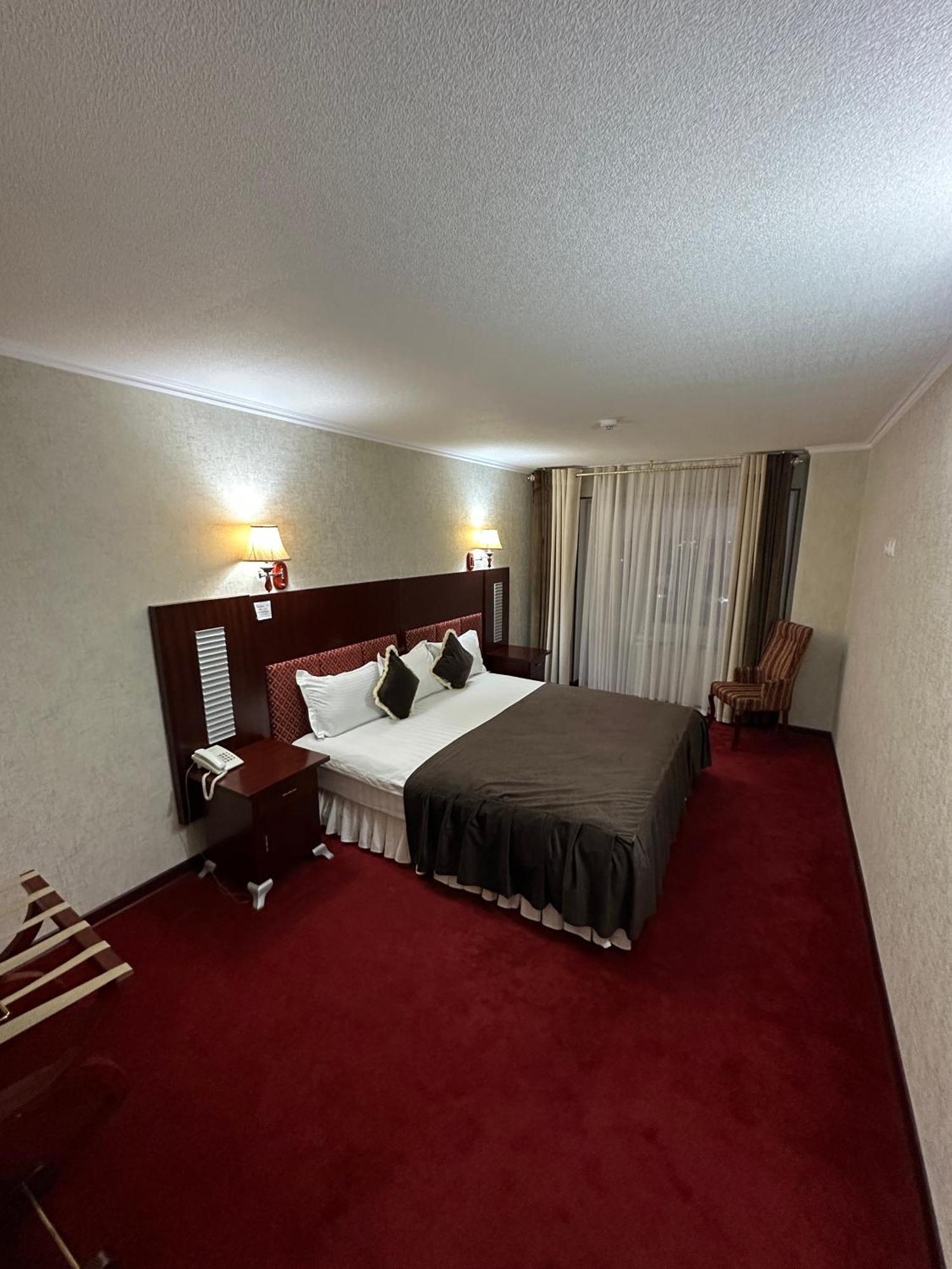 Hotel Grand บูคารา ภายนอก รูปภาพ