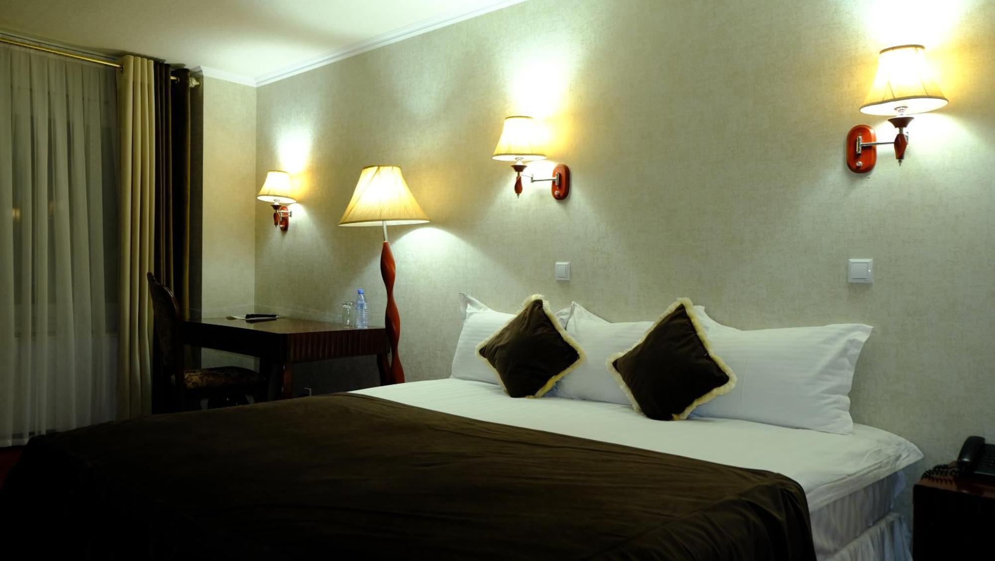 Hotel Grand บูคารา ภายนอก รูปภาพ