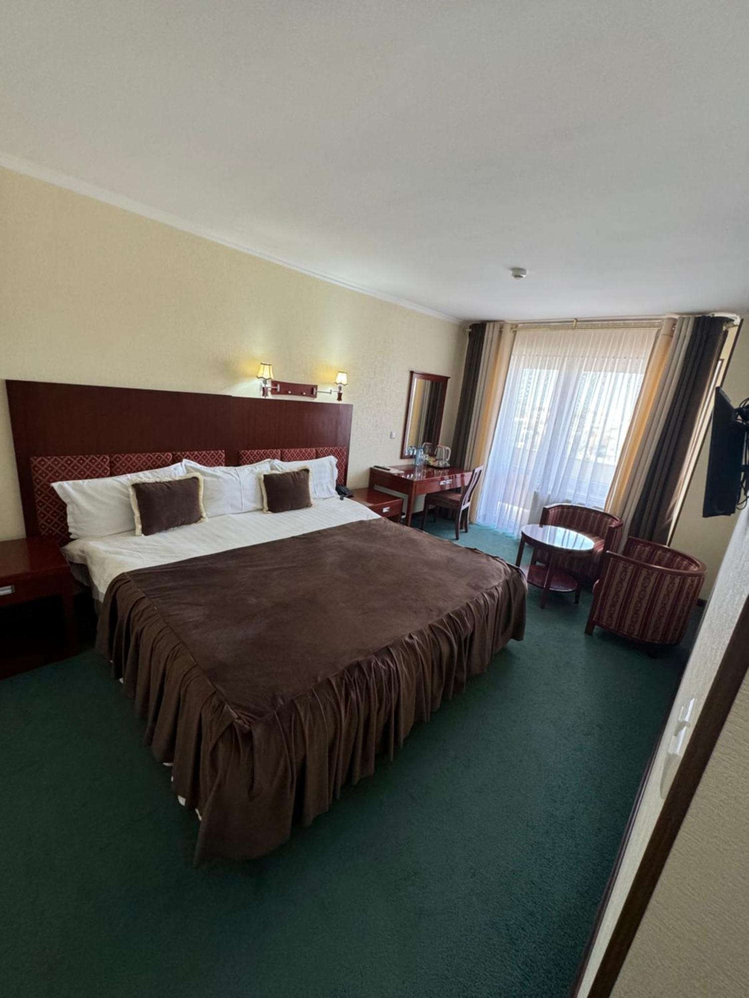 Hotel Grand บูคารา ภายนอก รูปภาพ